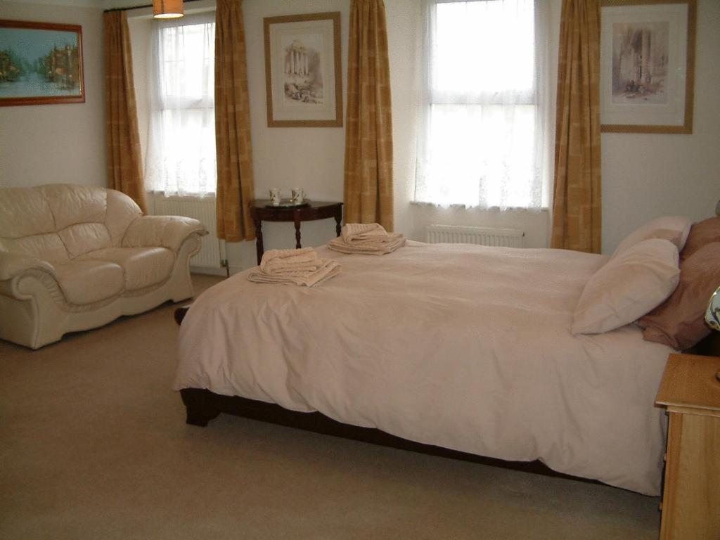 Harvest Home Guest House ทาวิสต็อก ภายนอก รูปภาพ
